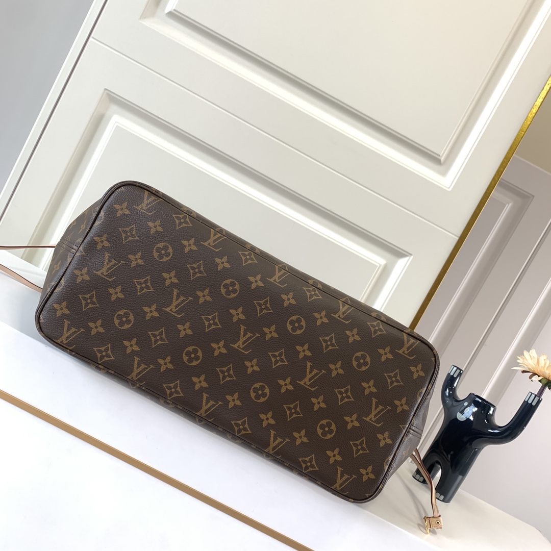 Louis Vuitton Shopping Bags